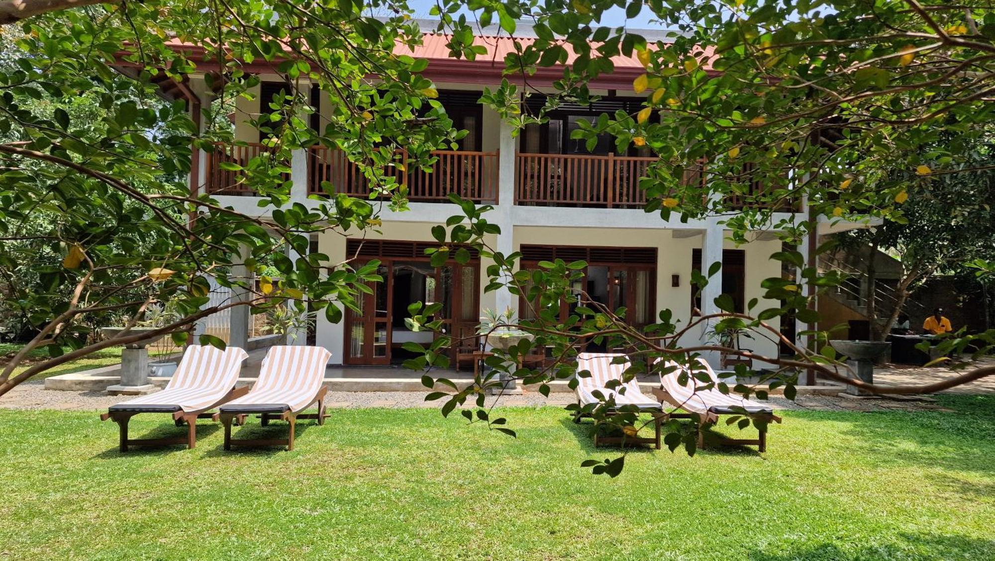 Villa Arana Bentota Exterior photo
