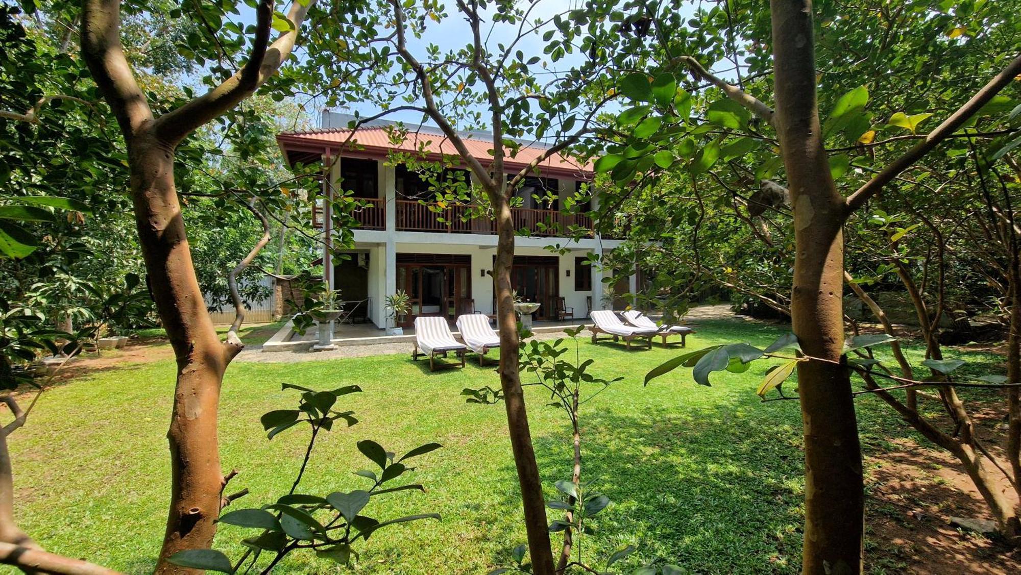 Villa Arana Bentota Exterior photo